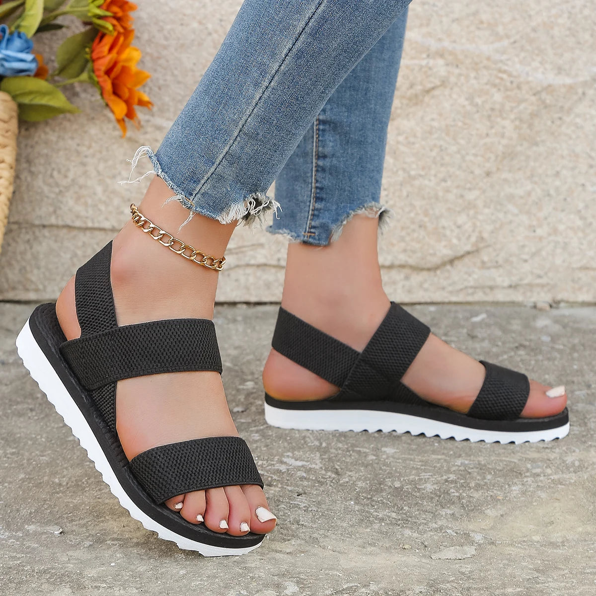 Women's strap sandal